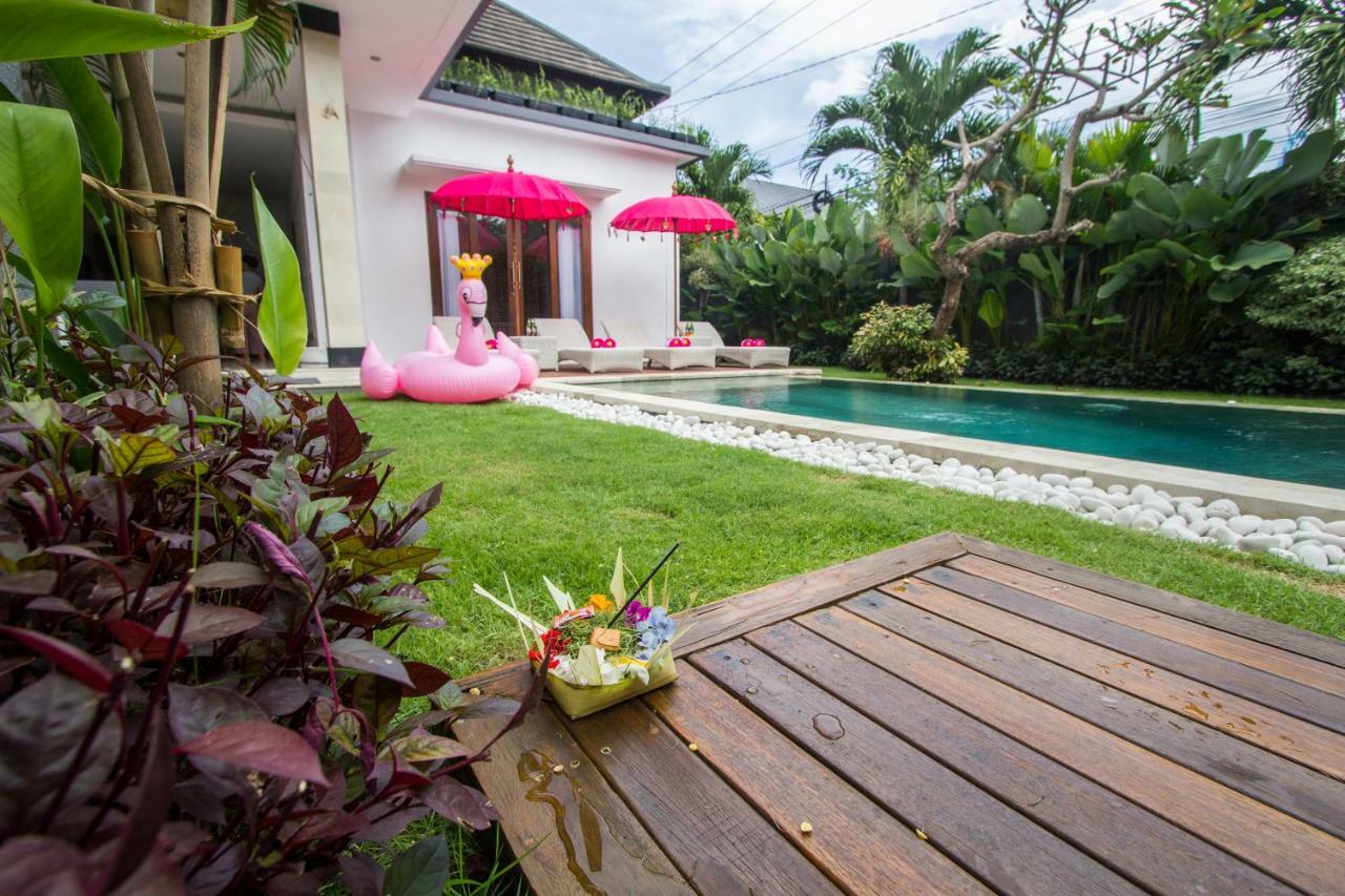 Villa Zakira Canggu  Exterior photo